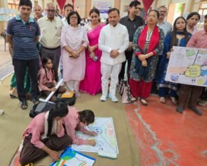 सेवा संकल्प अभियान में एसएसवी इंटर कॉलेज बना प्रतिभाओं का मंच रंगों से बच्चों ने रची कल्पनाओं की दुनिया