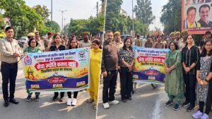 हापुड़ में गूंजी ‘सेवा ज्योति’ की लौ रेलवे रोड से एसएसवी इंटर कॉलेज तक गूंजा विकसित भारत का संकल्प